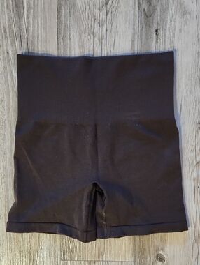 Branwyn Brand New Biker Shorts Wool Size M